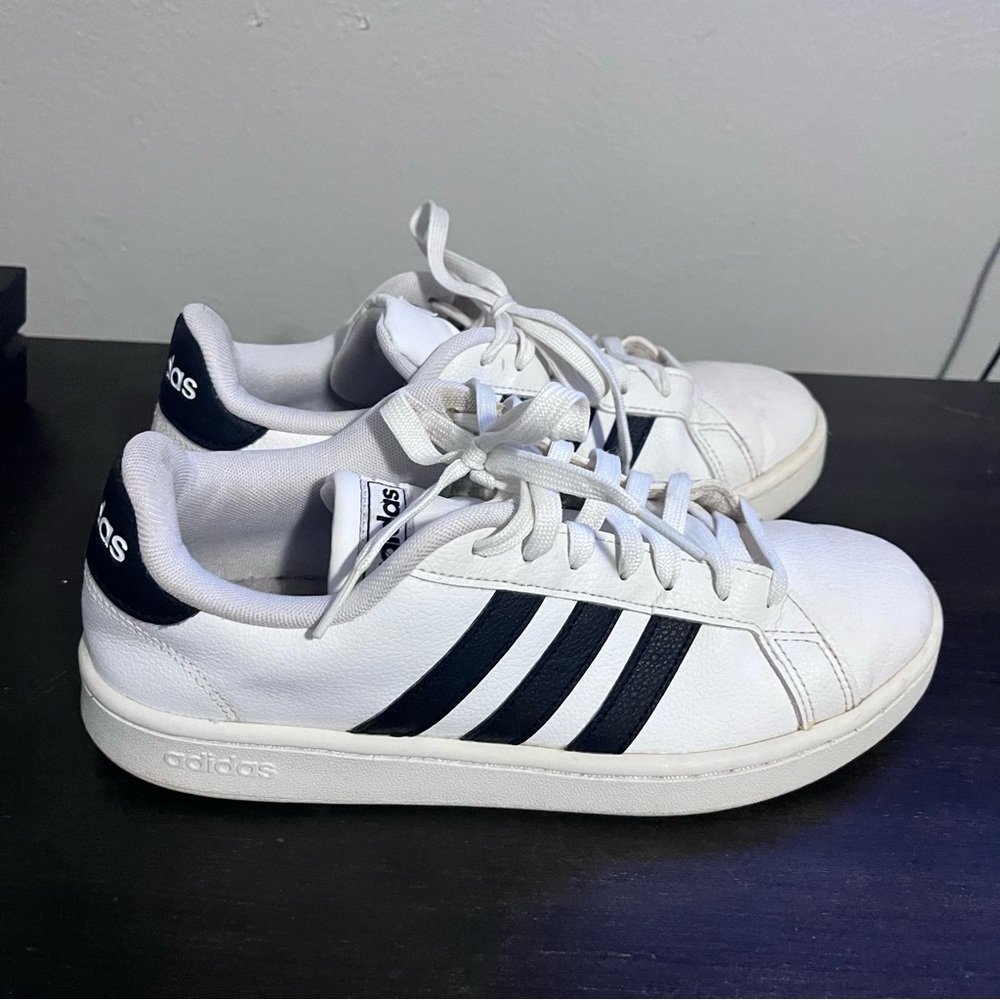 Adidas - Picture 7 of 7